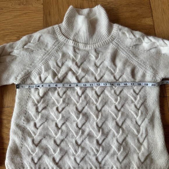 DUFFY Merino Wool Alpaca Cream Turtleneck Sweater Small Cozy Apres Ski Winter - Picture 4 of 6